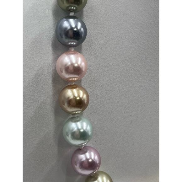 KJL Kenneth Jay Lane Inaugural 'First Lady' 2009 Simulated Pearl 18" Necklace - Picture 3 of 13